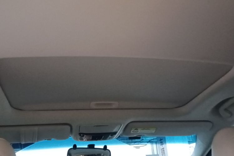 本田 艾力绅 2022款 2.0L e:HEV 经典版中控内饰22