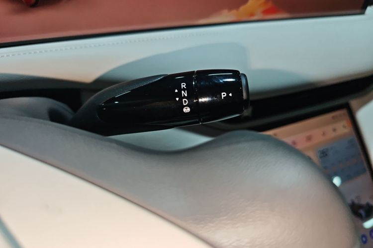 智己汽车 智己LS6 2025款 灵蜥智驾版中控内饰18