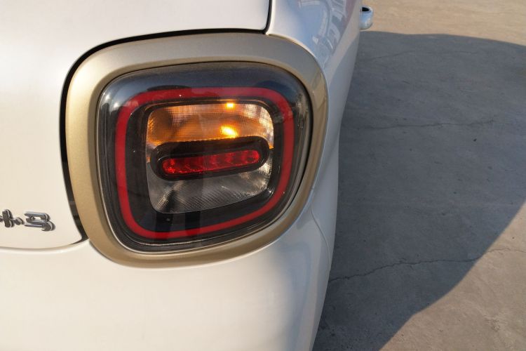 奔腾小马 2026款 222km 萌趣马 Plus车身外观6006