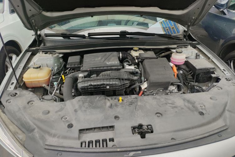 比亚迪 秦PLUS 2023款 冠军版 DM-i 55KM超越型局部细节24