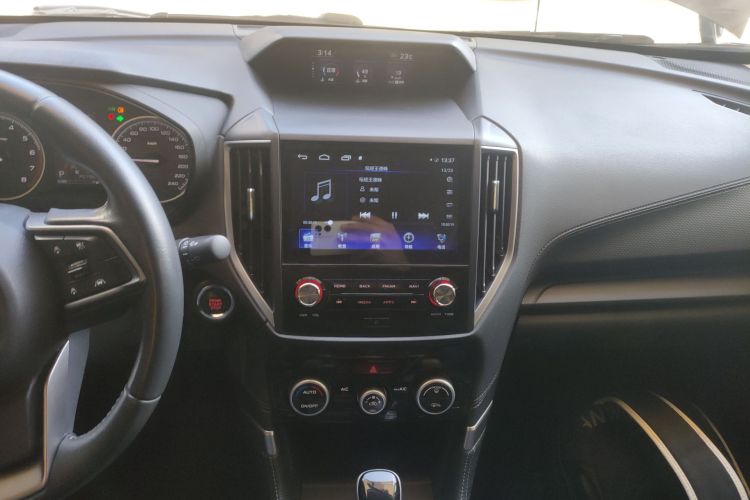 斯巴鲁 森林人 2020款 2.0i 豪华版EyeSight局部细节16