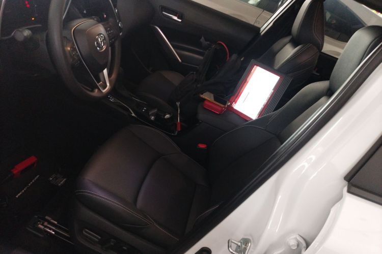 丰田 锋兰达 2023款 2.0L CVT豪华版中控内饰19