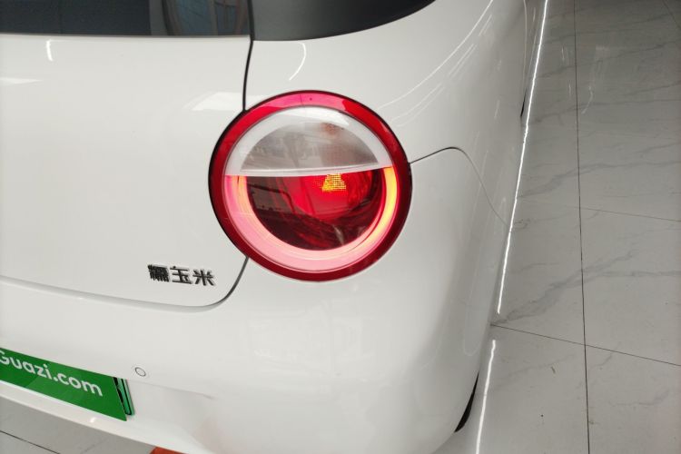 长安启源 长安Lumin 2023款 205km 香沁款车身外观9