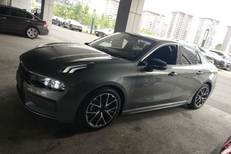 领克03 2022款 1.5TD DCT劲Pro车身外观4