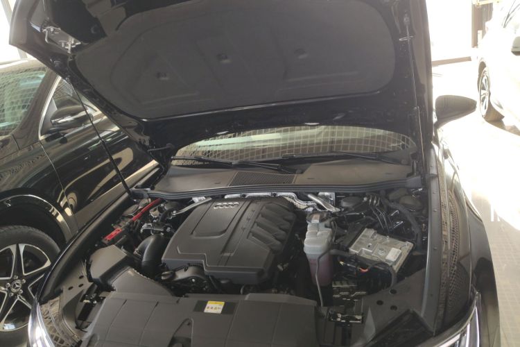 奥迪A6L 2025款 改款 45 TFSI 臻选动感型局部细节24