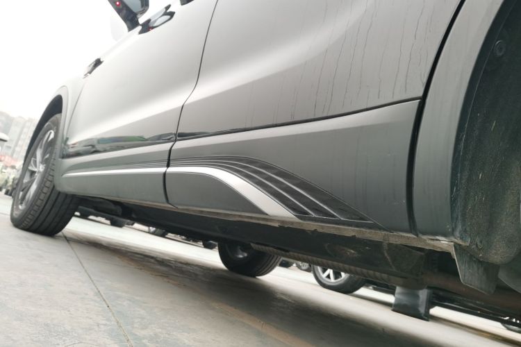 红旗HS5 2025款 2.0T 两驱旗享Pro版局部细节9002