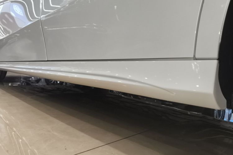 奔驰A级 2025款 A 200 L 时尚型局部细节9002