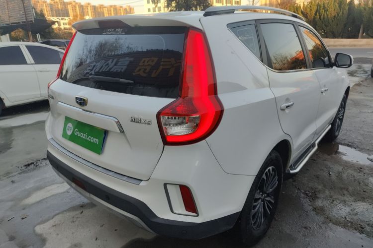 吉利汽车 远景X6 2016款 1.8L 手动尊贵型车身外观7