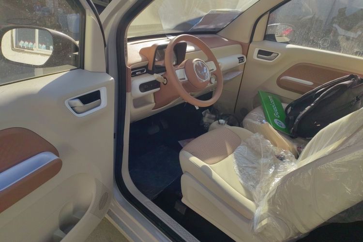 五菱汽车 宏光MINIEV 2024款 第三代 215km 青春版中控内饰20