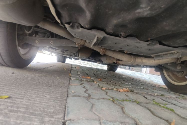 丰田 锐志 2012款 2.5V 风度菁英炫装版局部细节9009