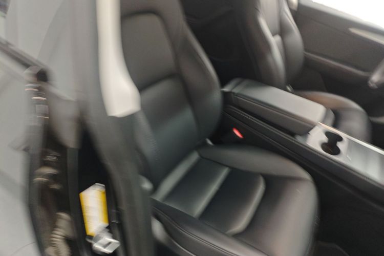 特斯拉 Model Y 2023款 后轮驱动版局部细节41