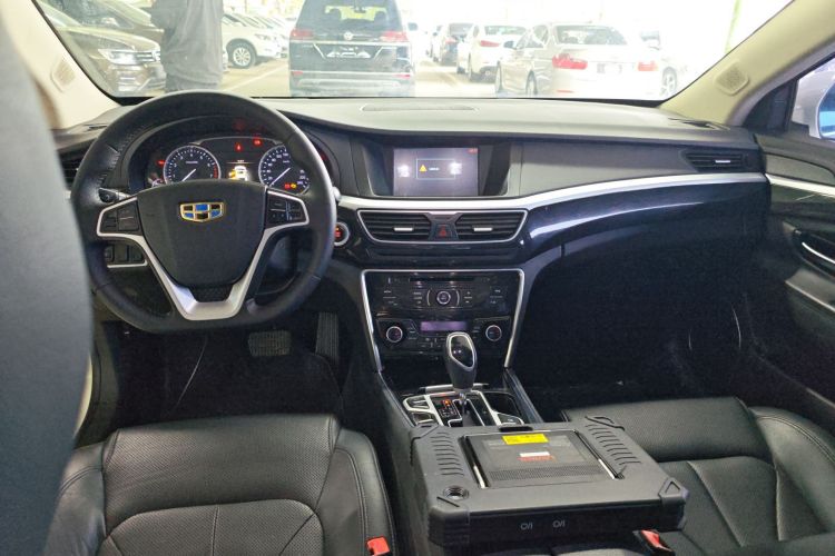 吉利汽车 博瑞 2015款 1.8T 舒适型中控内饰12