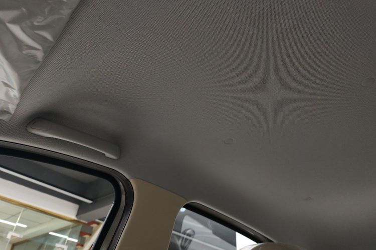 五菱汽车 宏光MINIEV 2025款 四门版 进阶款中控内饰22