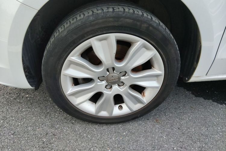 奥迪A1 2014款 30 TFSI Sportback时尚型车身外观6007