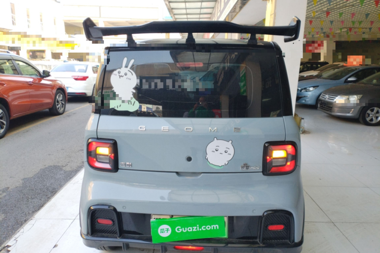 吉利银河 2024款 熊猫mini 200km 龙腾版车身外观6