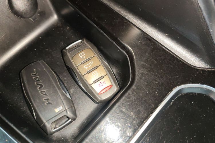 哈弗H6 2017款 红标 2.0T 自动两驱智尚型中控内饰11