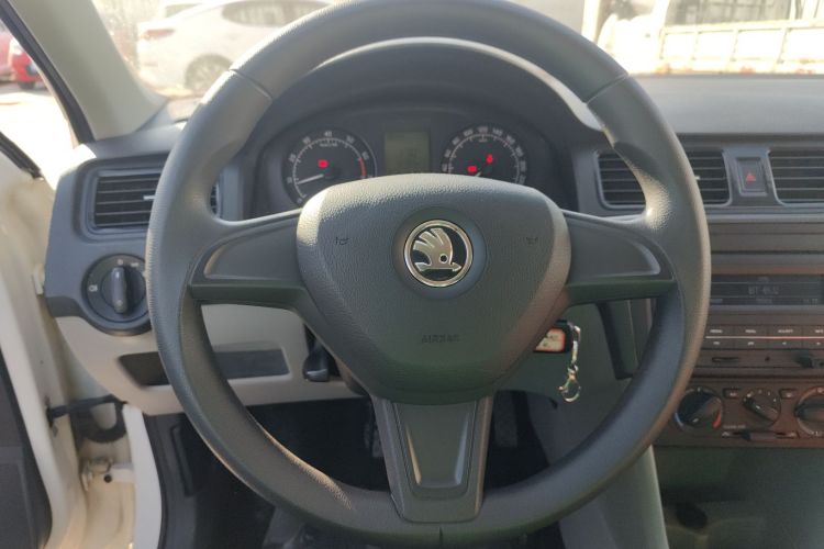 斯柯达 昕锐 2016款 1.4L 手动前行版局部细节13