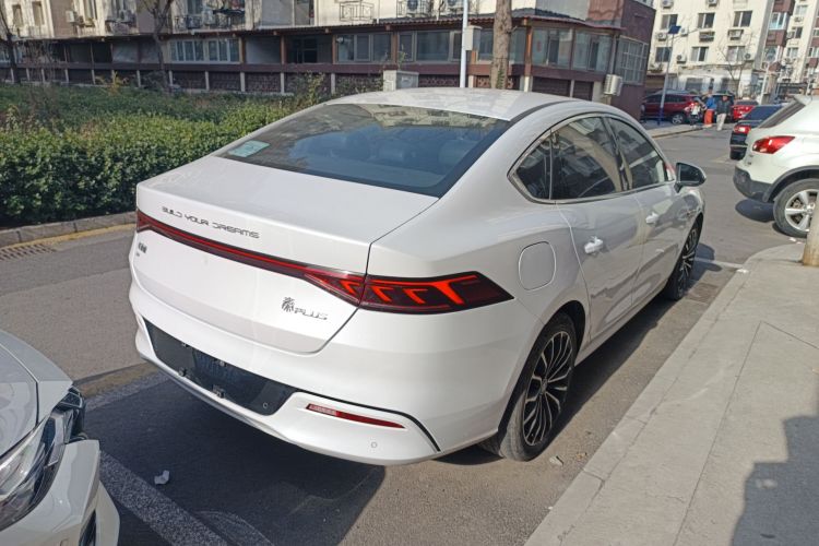 比亚迪 秦PLUS 2021款 EV 600KM 旗舰型车身外观7