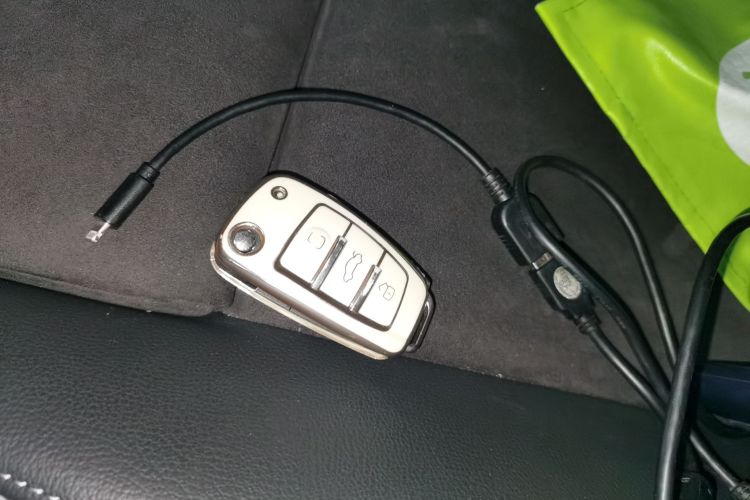 奥迪Q3 2020款 35 TFSI 时尚动感型中控内饰11