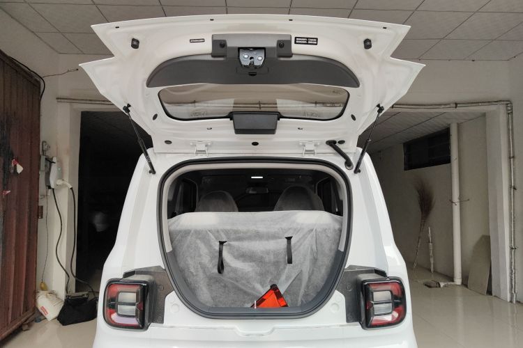 吉利银河 熊猫 2025款 210km 元气熊机舱底盘23