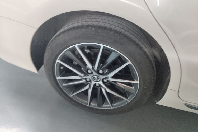 丰田 凯美瑞 2023款 2.5G 豪华版车身外观6008