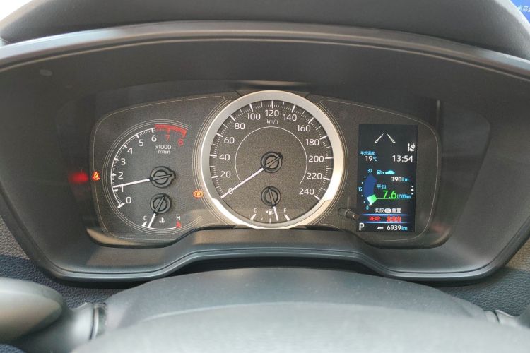 丰田 卡罗拉 2019款 1.2T S-CVT GL-i精英版中控内饰14