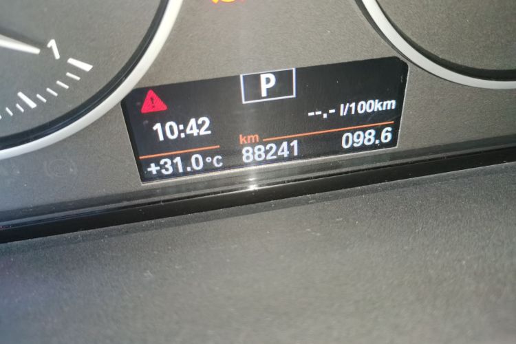 宝马1系(进口) 2013款 改款 116i 领先型中控内饰15