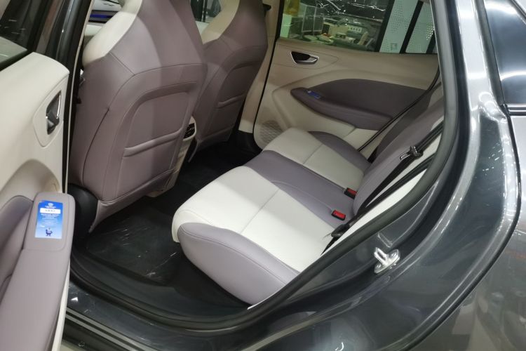 名爵 MG4 EV 2026款 437 自由版中控内饰21