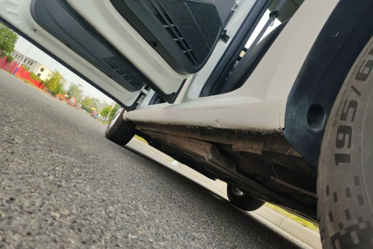 大众 2019款 朗逸启航 1.5L 自动风尚版 国VI机舱底盘30