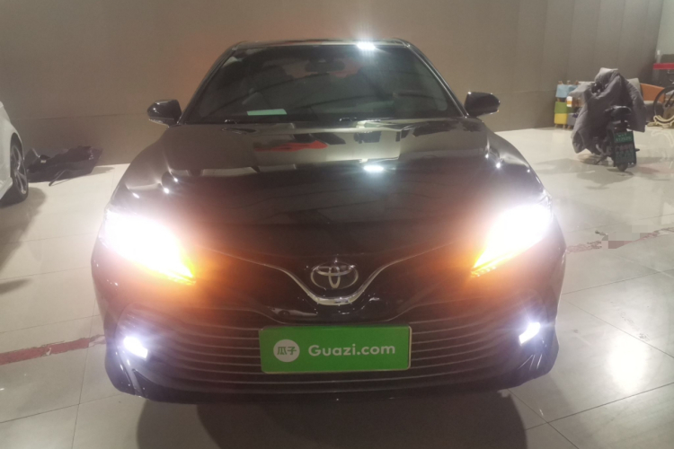 丰田 凯美瑞 2019款 改款 2.0G 豪华版车身外观2