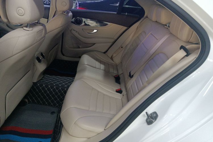 奔驰C级 2016款 C 200 L中控内饰21