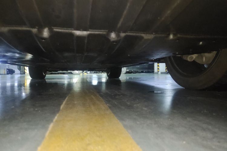 蔚来ES7 2022款 100kWh 首发版局部细节9008