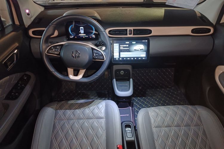 零跑汽车 零跑T03 2021款 400豪华Pro版中控内饰12