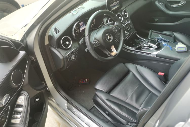 奔驰C级 2016款 C 180 L 运动型中控内饰7003