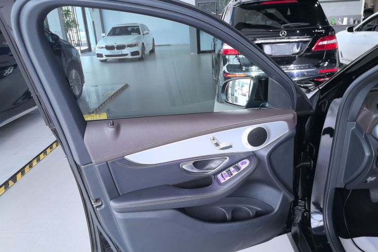 奔驰GLC 2017款 GLC 200 4MATIC中控内饰47