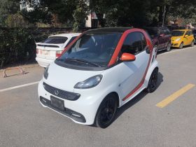 smart fortwo 2015款 1.0 MHD 炫闪特别版
