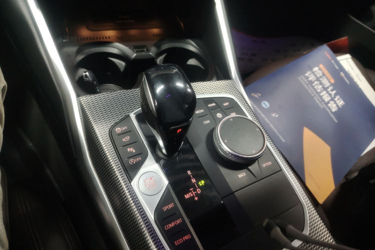 宝马3系 2020款 325Li M运动曜夜套装中控内饰18