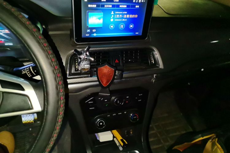 北汽威旺M50F 2017款 1.5L 舒适型中控内饰16