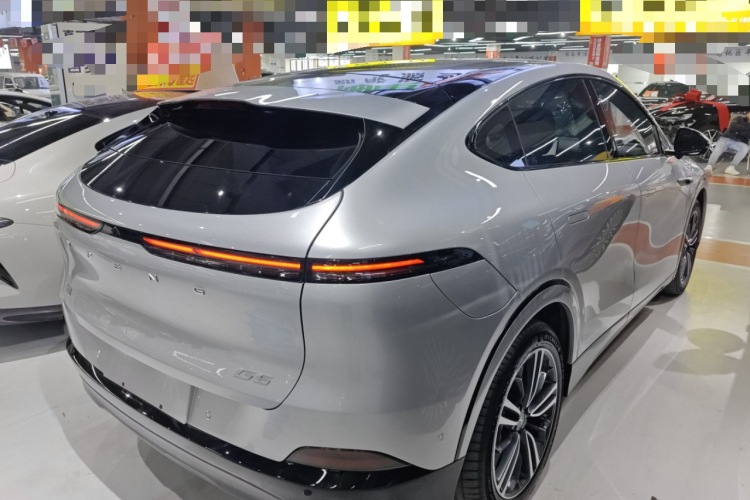 小鹏G6 2023款 755 超长续航 Pro车身外观7