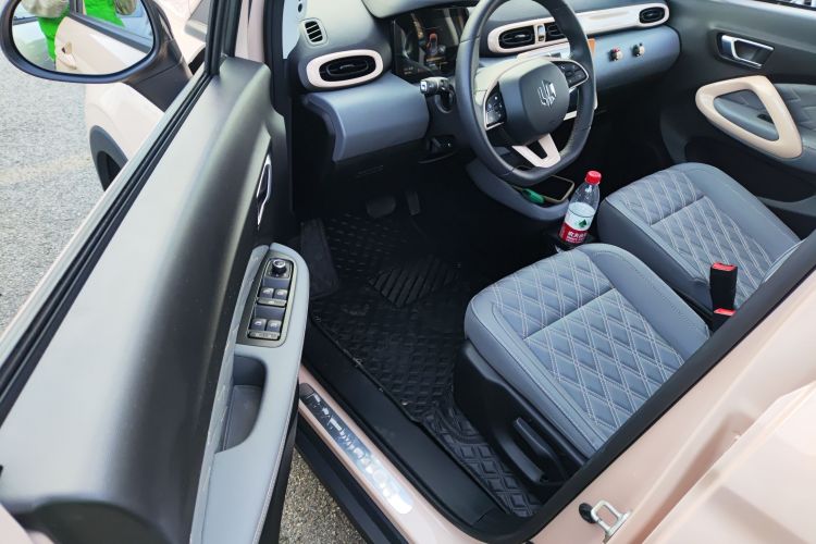 零跑汽车 零跑T03 2021款 400豪华版中控内饰20