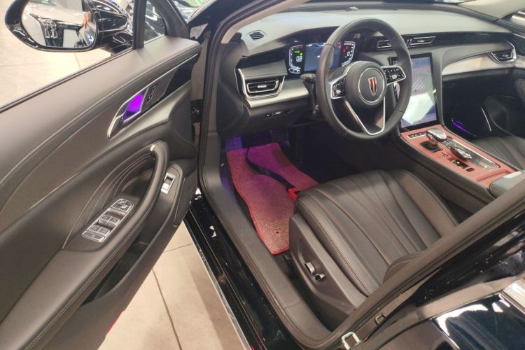 红旗H5 2023款 1.5T DCT智联旗韵版中控内饰7003