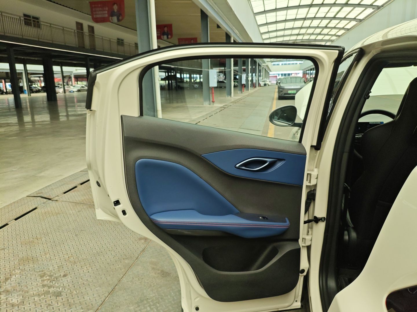 比亚迪 海鸥 2025款 305km 活力版