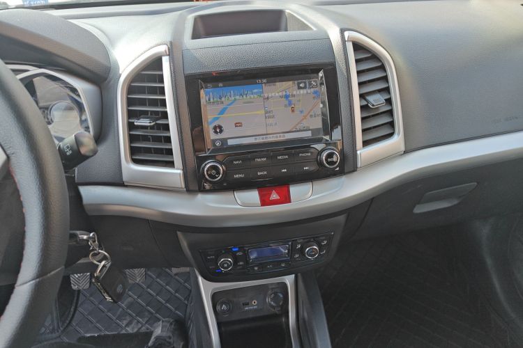 江汽集团 瑞风S3 2016款 1.5L 手动豪华智能型中控内饰16