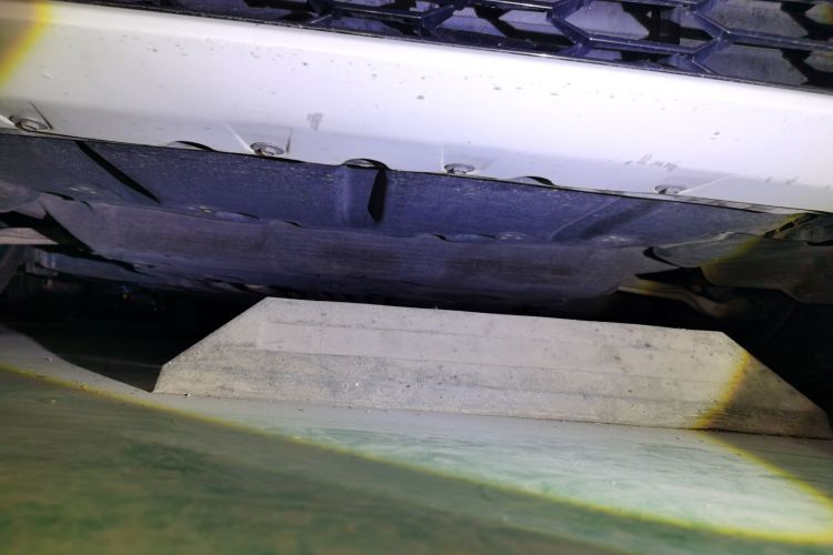 宝马3系 2023款 320Li M运动套装局部细节9008