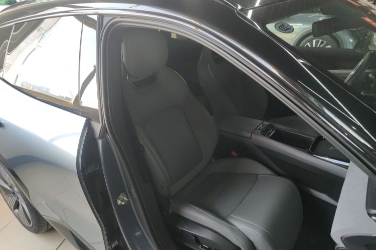 领克08 EM-P 2025款 220km 四驱性能Halo局部细节41