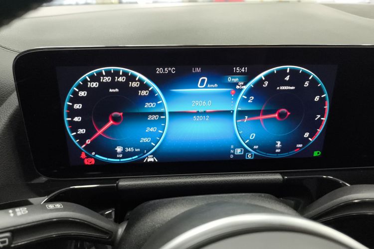 奔驰GLA 2023款 GLA 220中控内饰14