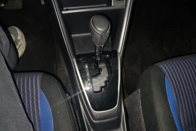 丰田 YARiS L 致炫 2016款 改款 1.5G CVT炫动版局部细节18