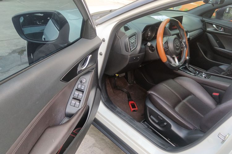 马自达CX-4 2020款 2.0L 自动两驱蓝天品位版中控内饰7003