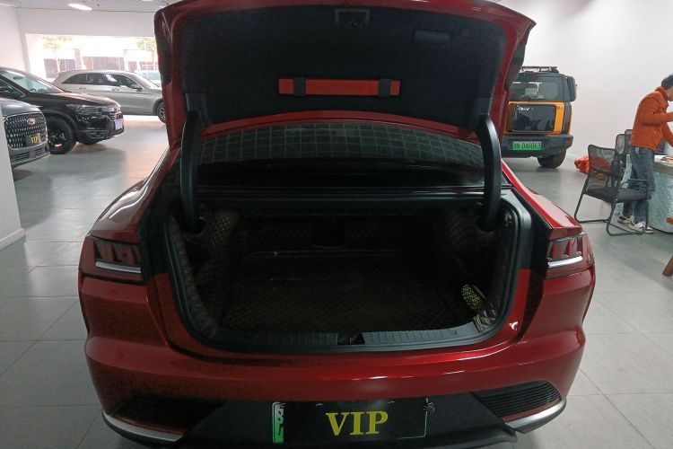 比亚迪 汉 2020款 EV 四驱高性能版旗舰型机舱底盘23