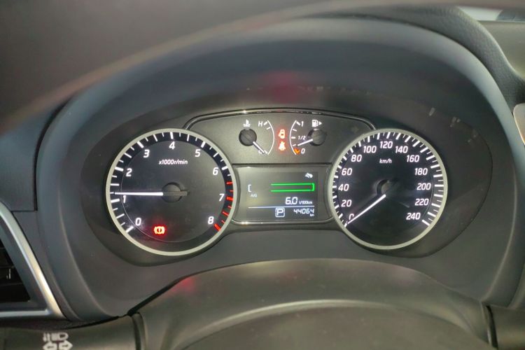 日产 轩逸 2021款 经典 1.6XL CVT豪华版中控内饰14